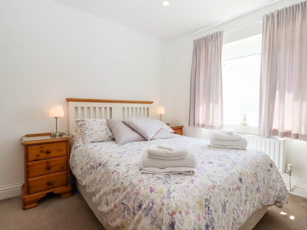 Dover Vacations - Bay Tor - Property Image 3