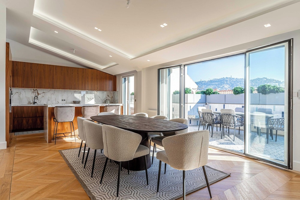Renovated Penthouse - Gray D'albion/croisette