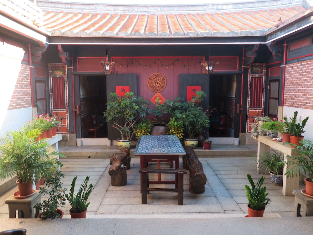 Photo 19