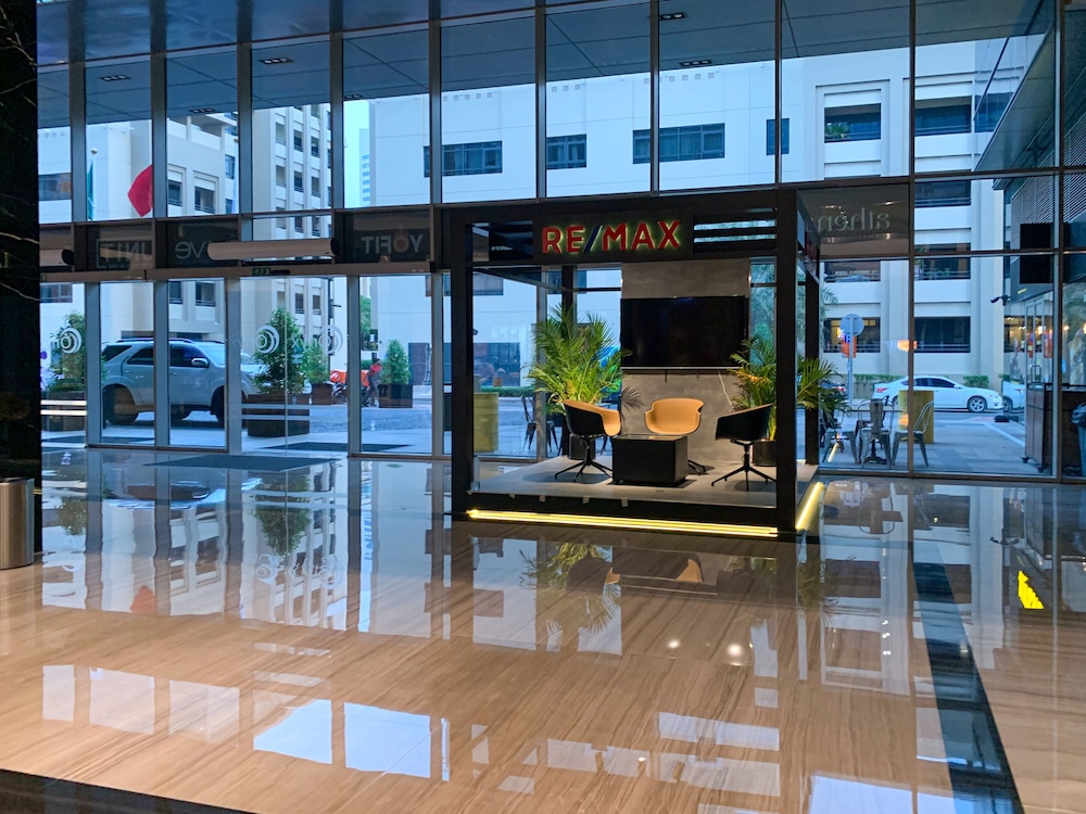 WelHome - Greenery Beautiful Apartment Onyx Tower 2 photo 4