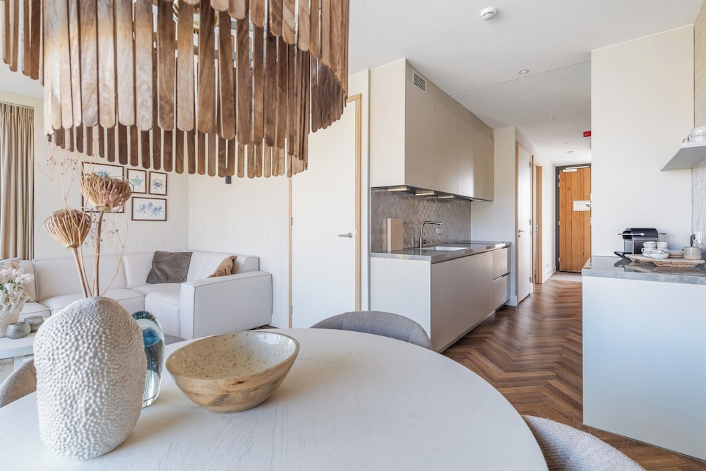 Apartment With a Balcony and Dune Views