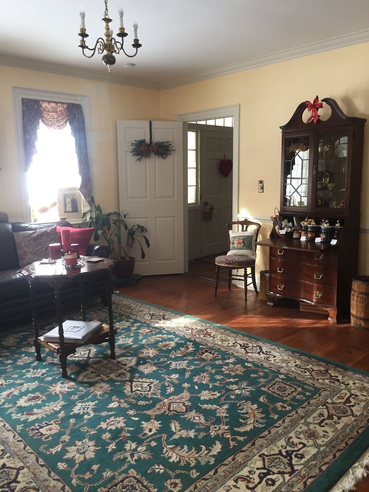 Stephen Clay Homestead B&B view 2