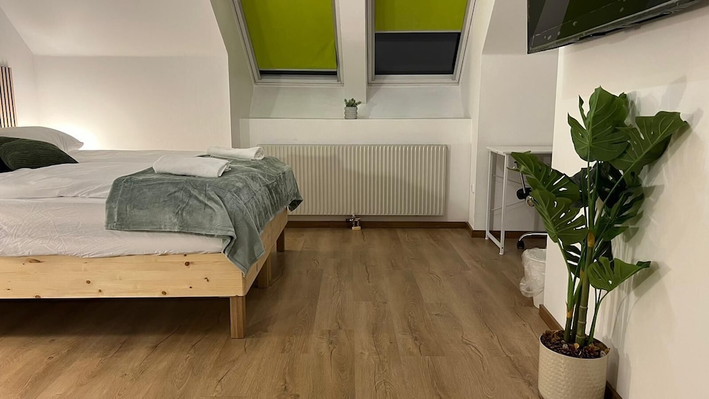 Cozy Room With Balcony Near Rennweg