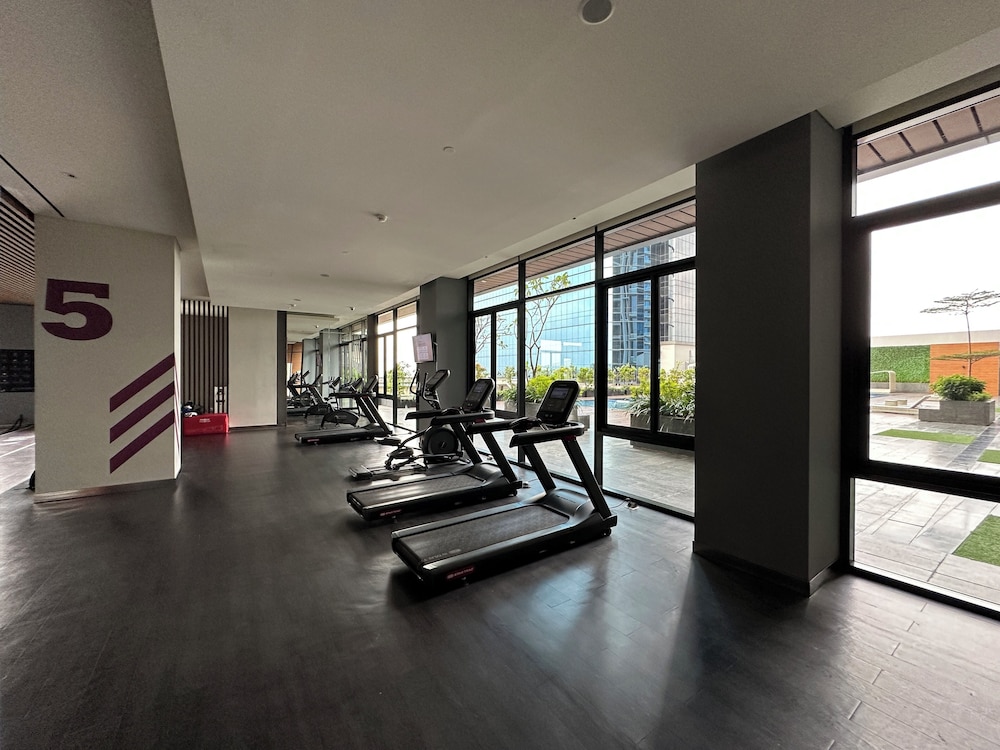 Spacious and Modern Studio SOHO Apartment at VieLoft SOHO and SKY Residence