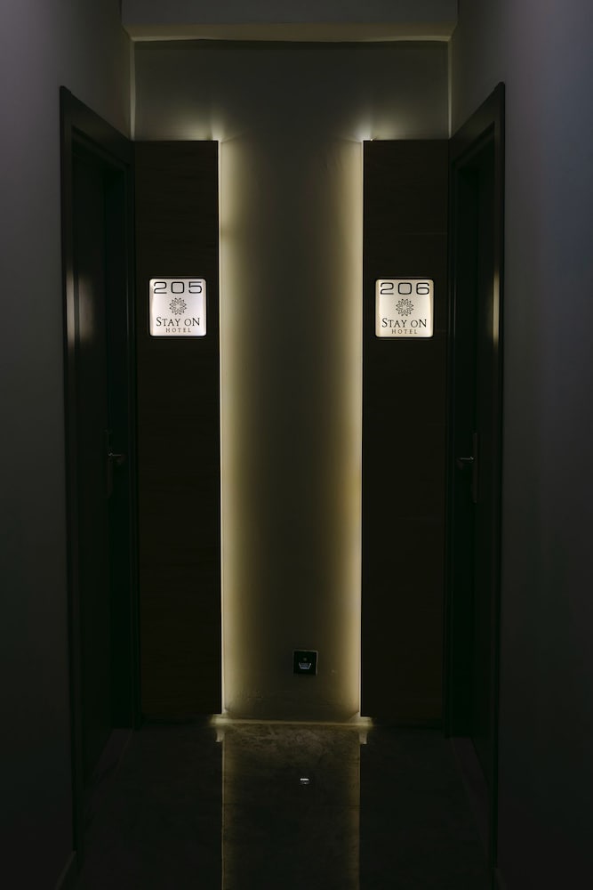 STAY ON HOTEL