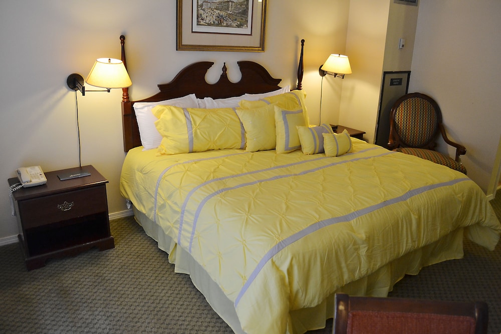 Columbus Vacations - Hotel Chester - Property Image 5