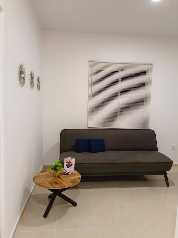 Charming Apartment Hoestel Reiden!