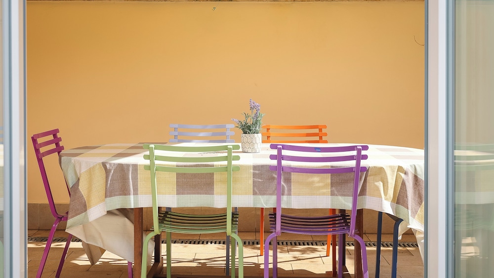 Annietta Apartment