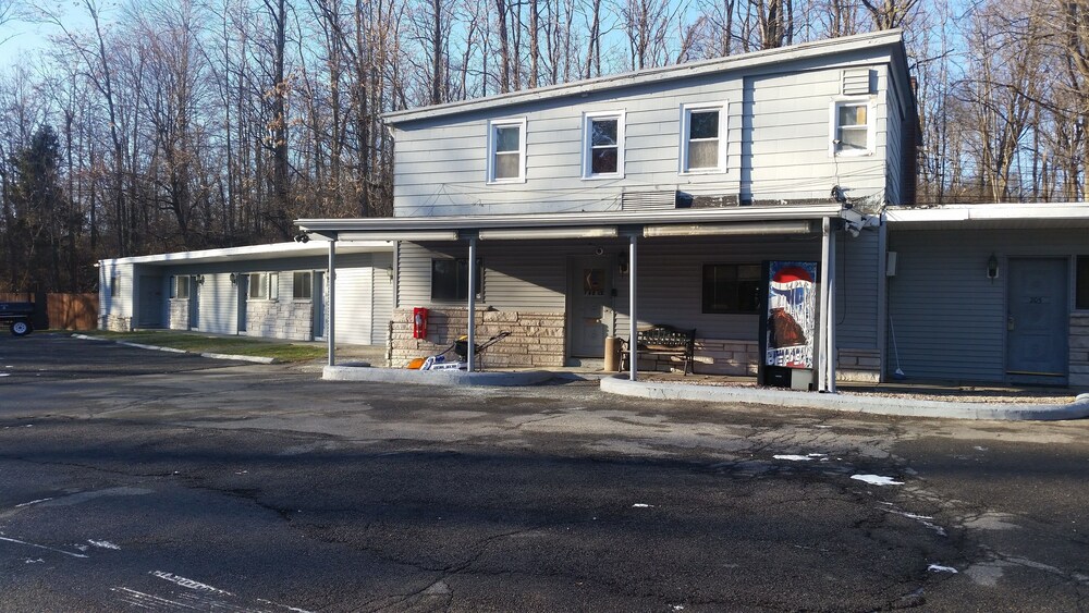 Fishkill Vacations - Towne Inn of Fishkill - Property Image 6