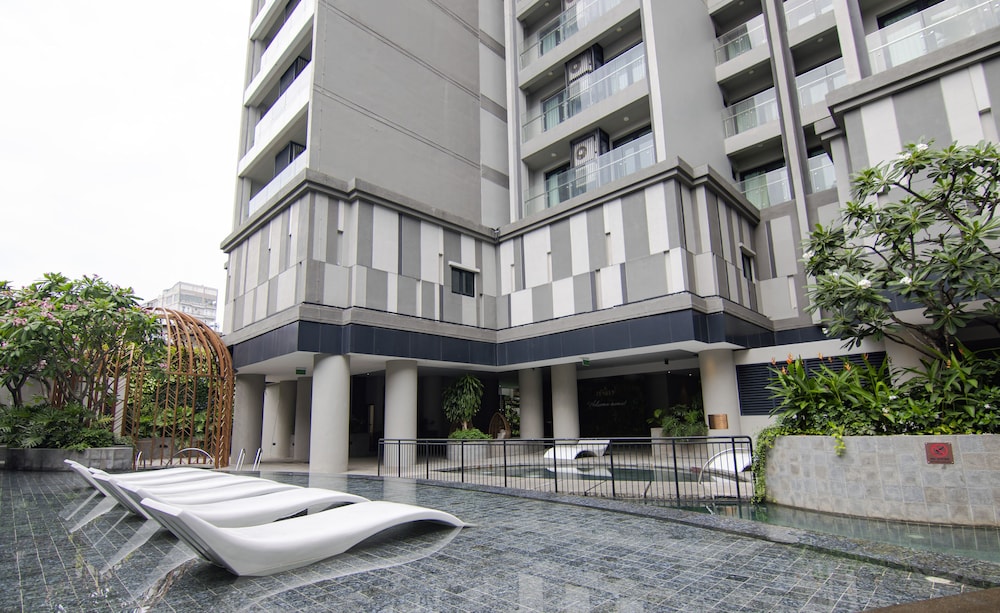Le Places ZENITY Apartment District 1