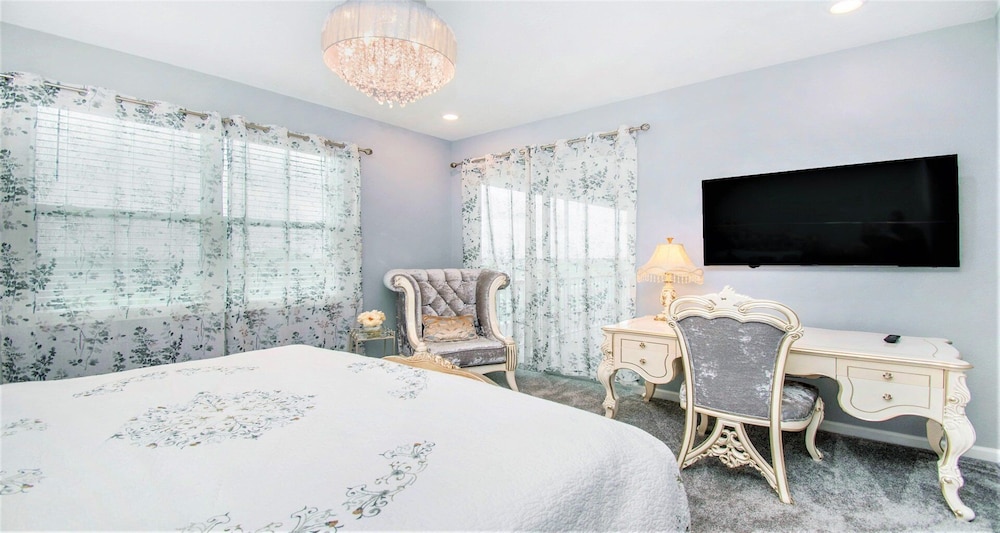 2BR Condo, Champion'sgate w Resort Access, Disney