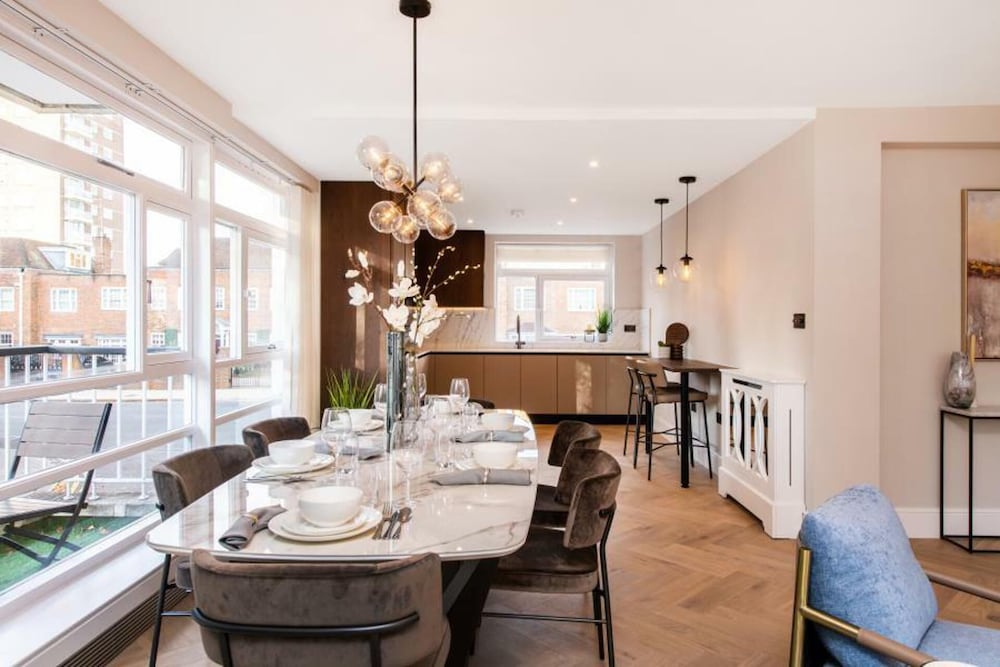 Ultra Luxury Central London 3bed Apartment