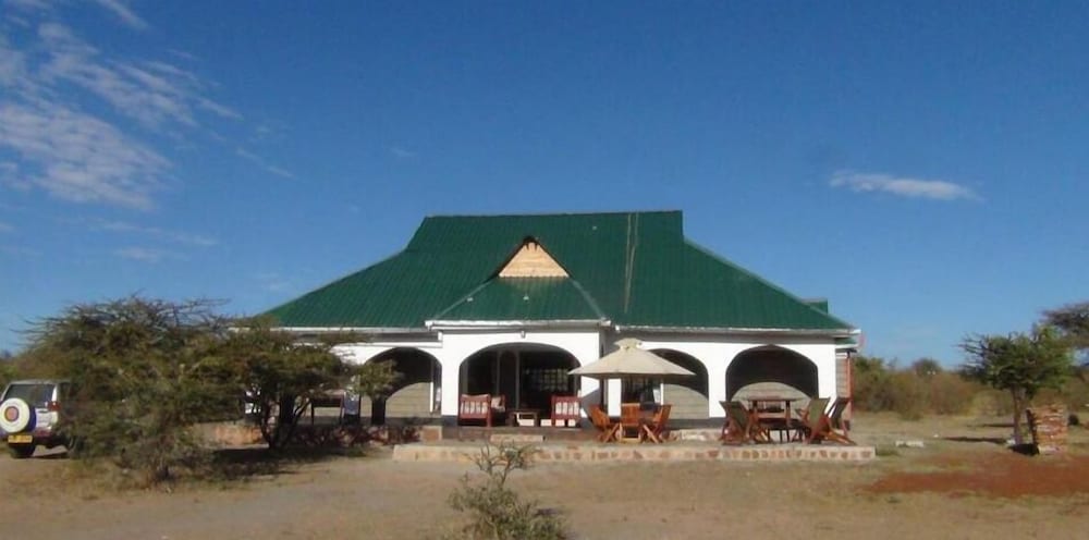 Narasha Guest House