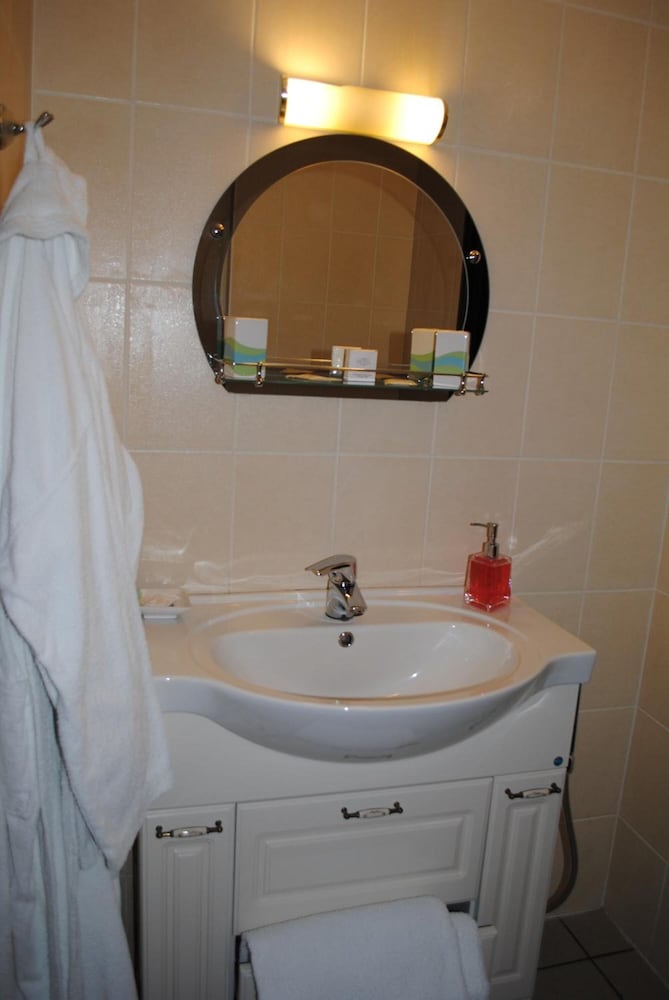 Photo 37
