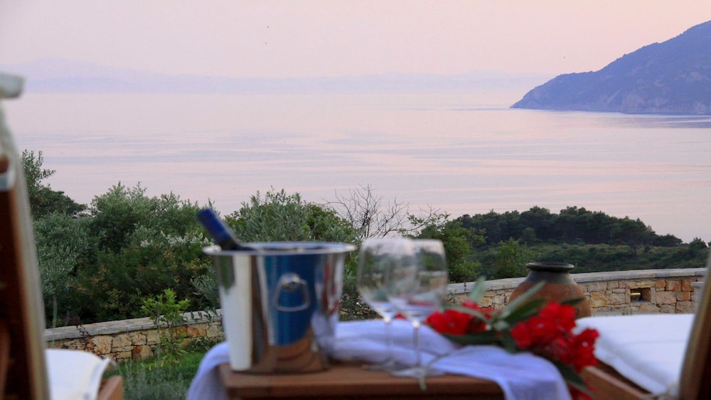 Villa Mirothea