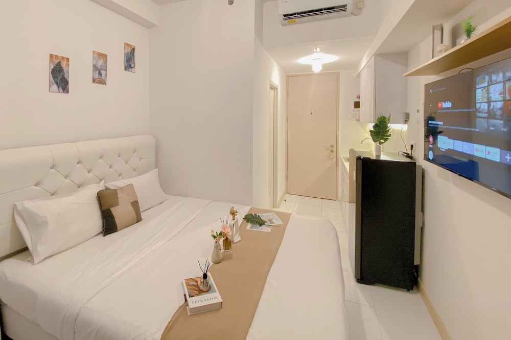 Stunning Studio Room at Tokyo Riverside PIK 2 Apartment