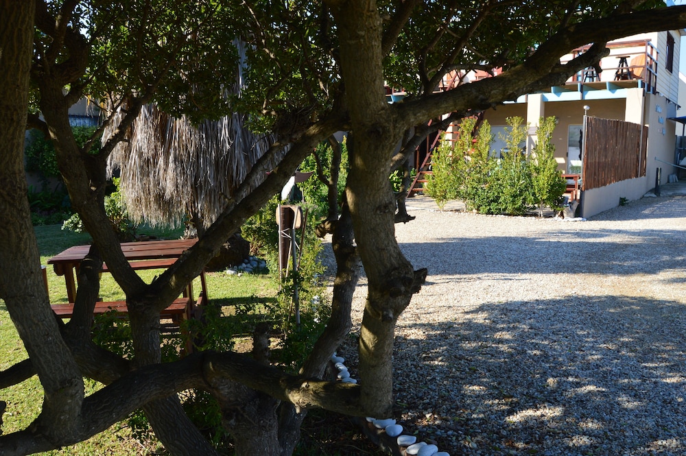 Fisherhaven Traveller's Lodge - Hostel
