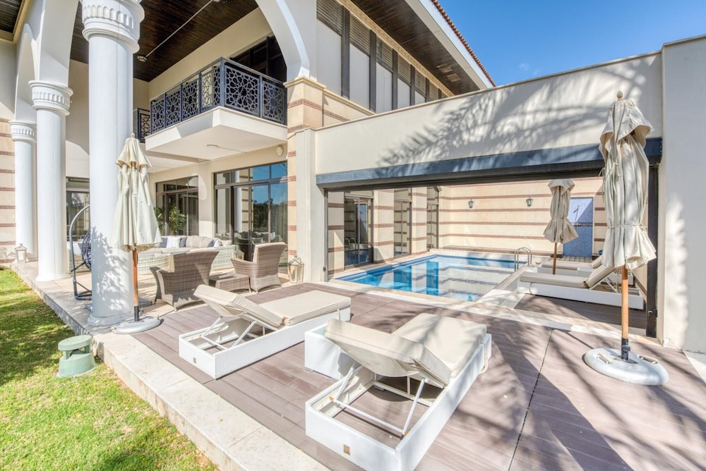 Majestic Resort Villa w Private Pool on The Palm