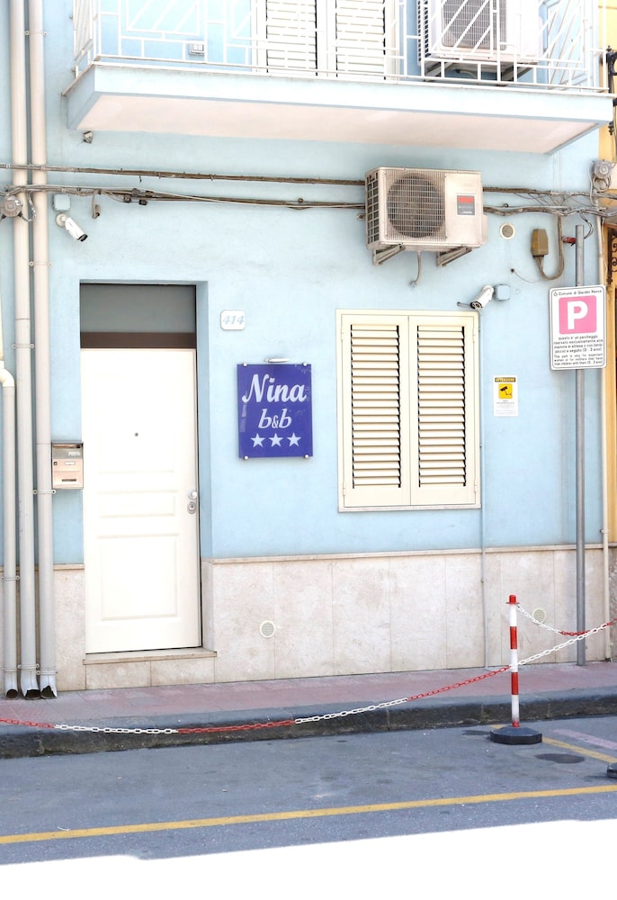 Hotel Nina B&B - Image 1