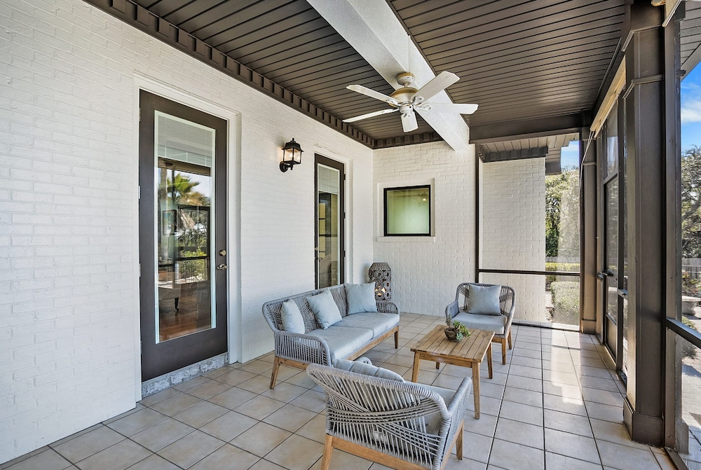 Waterfront Home w Patio Heated Pool Dock Beach