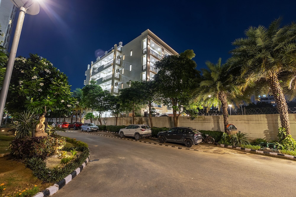 FabHotel Exotica Avenue Apartments