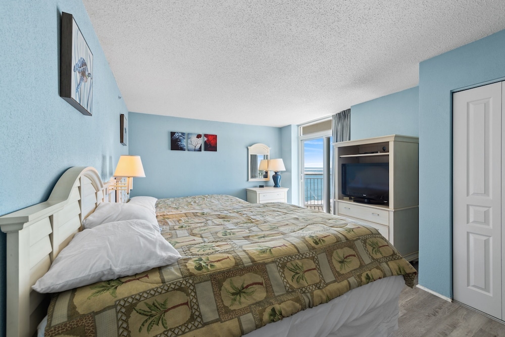 Myrtle Beach Vacations - Units at Bay Watch by Elliott Beach Rentals - Property Image 4