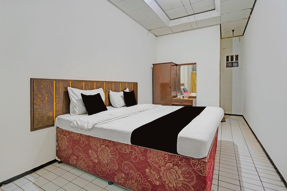 OYO 94802 Hotel Prima