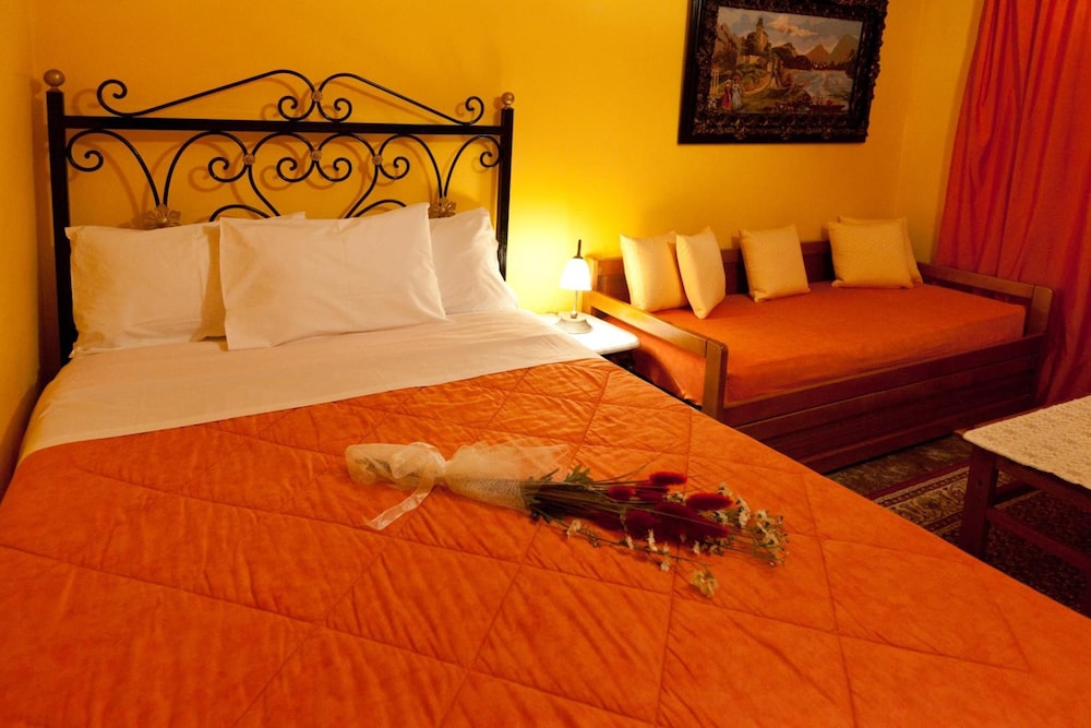 Pension Eleni