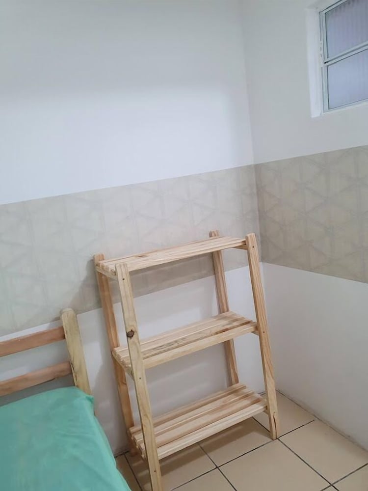 WR7 Hostel