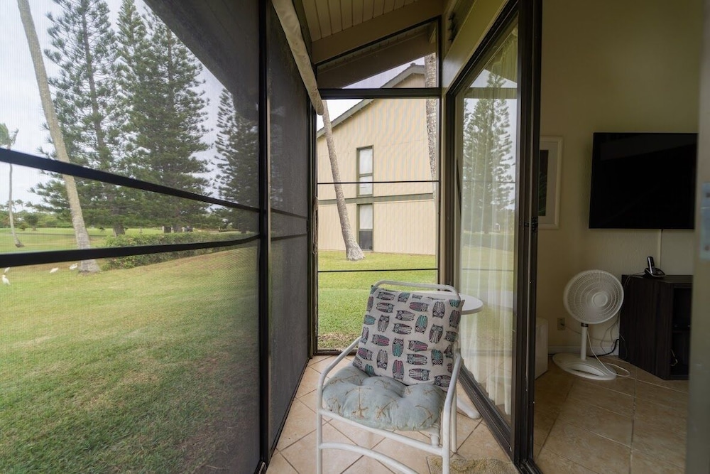 Turtle Bay Bird Of Paradise**ta-052128819201 2 Bedroom Condo by RedAwning