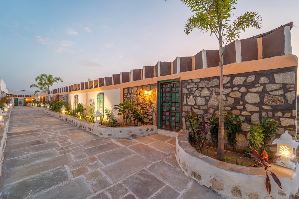 Dunes and You, Pushkar - A Luxury Pool Villas Retreat