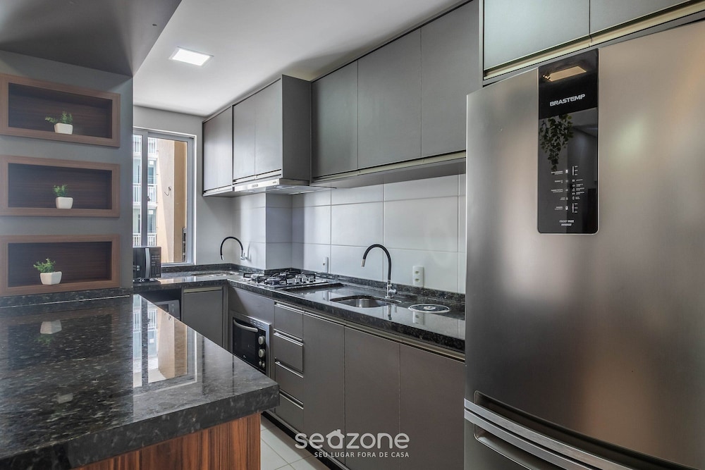 VAC - Beachfront Condo in Itajuba Beach