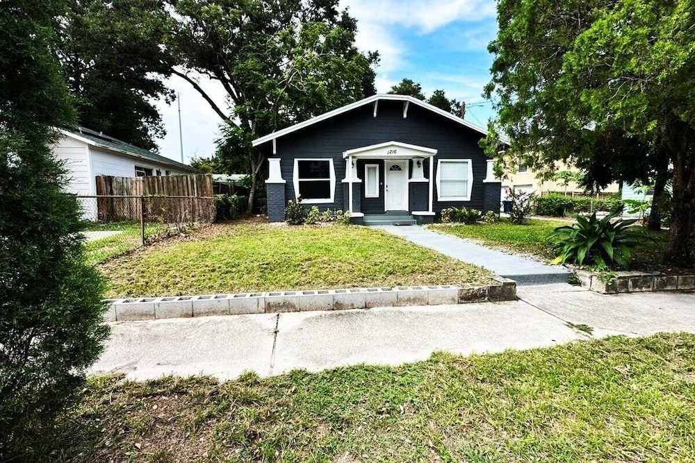 Fresh Home near Ybor city view 3