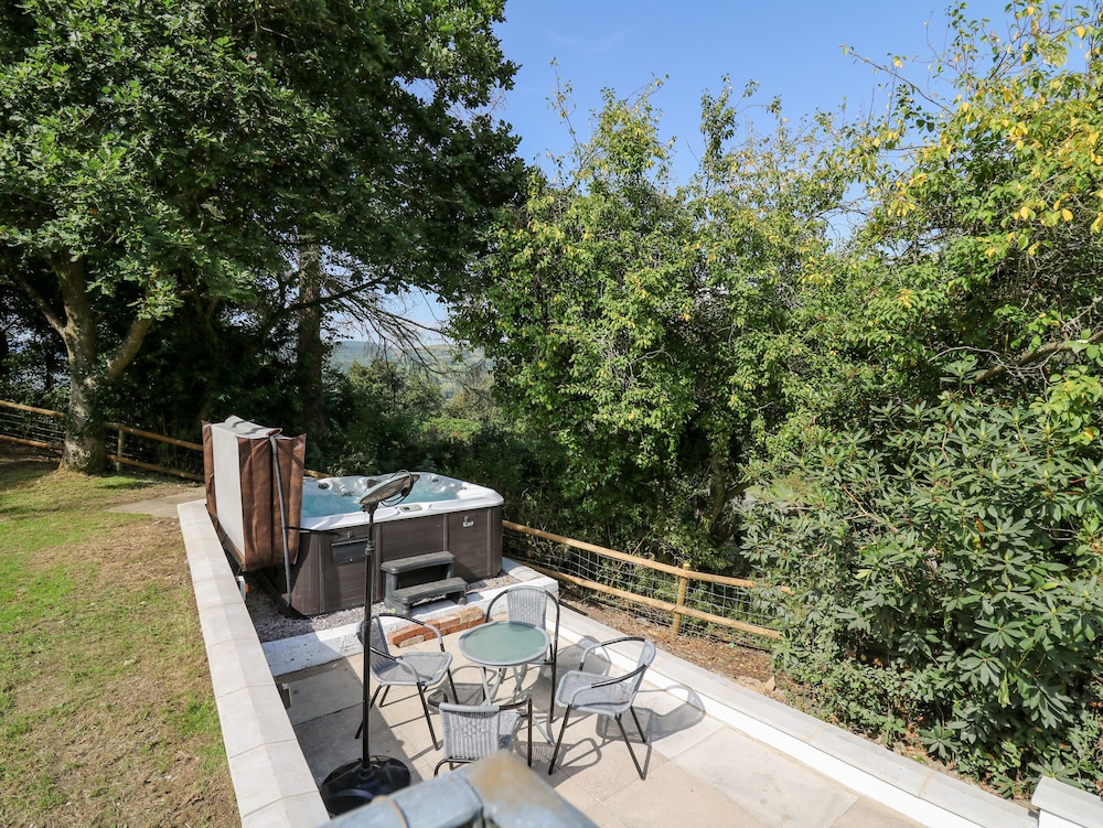 The Coach House at Plas Dolguog