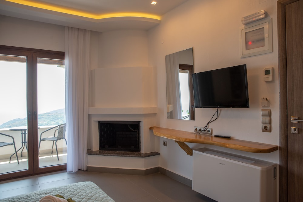 Aelia Mount Suites view 5