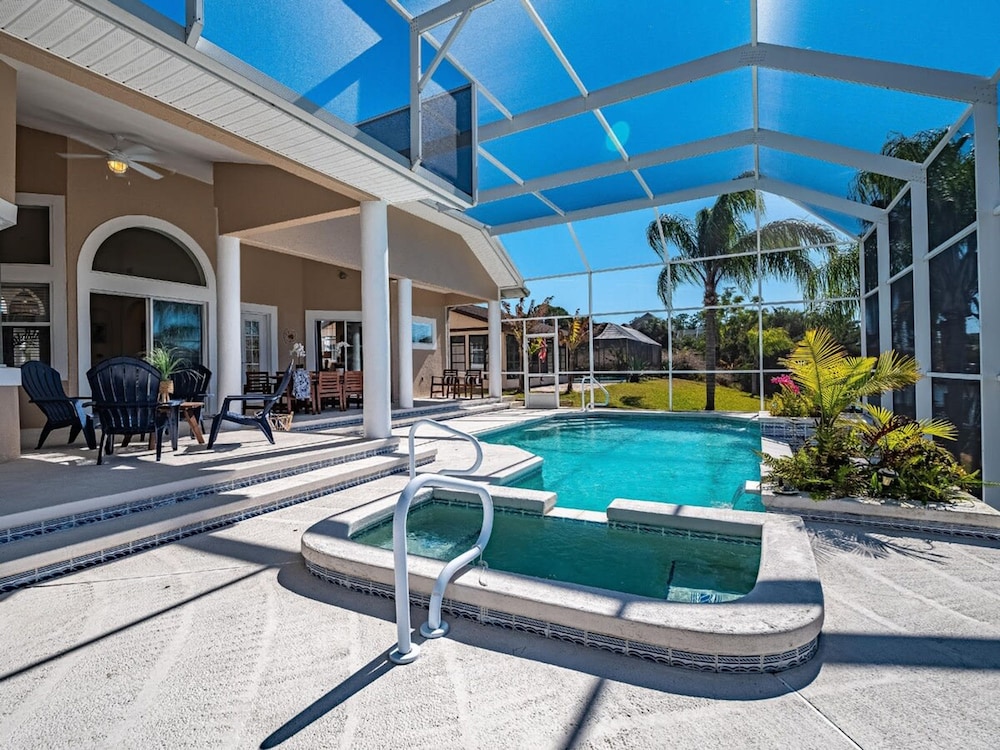 Casa Coral- Heated Infinity Pool Canal Home