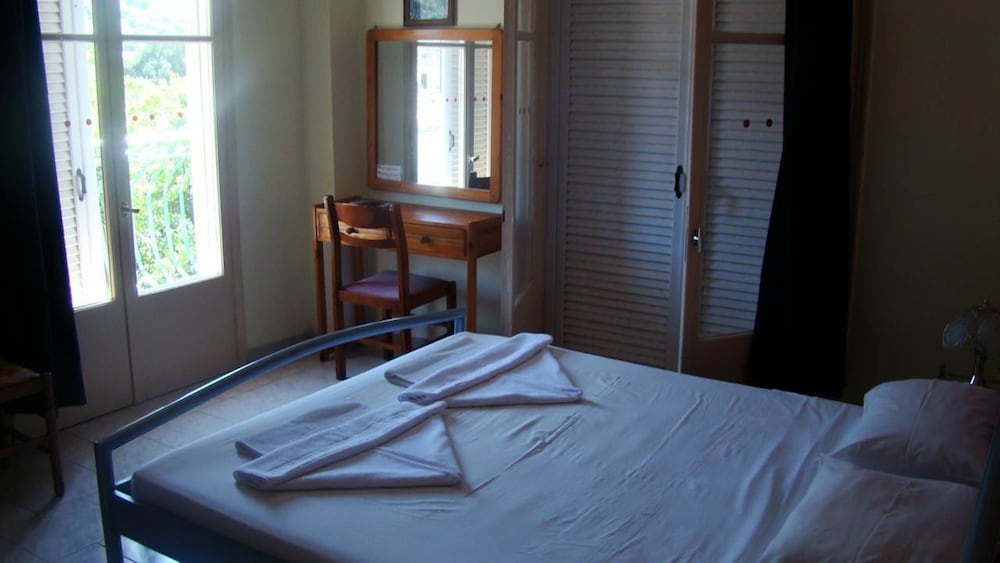 Dionisis Apartments view 4