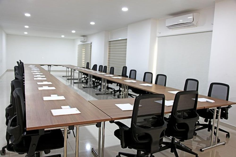 meeting & event spaces