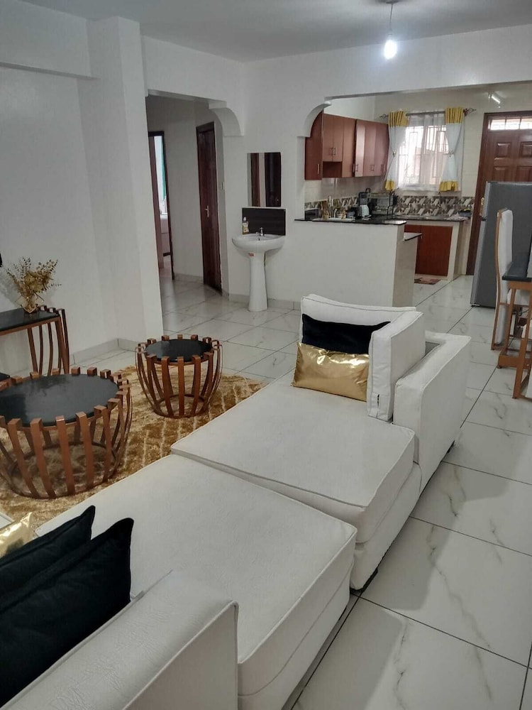 Lux Suites Narayan Apartments Kisumu