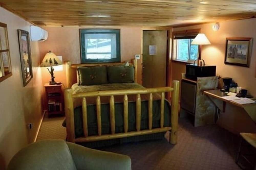 Reflections Inn