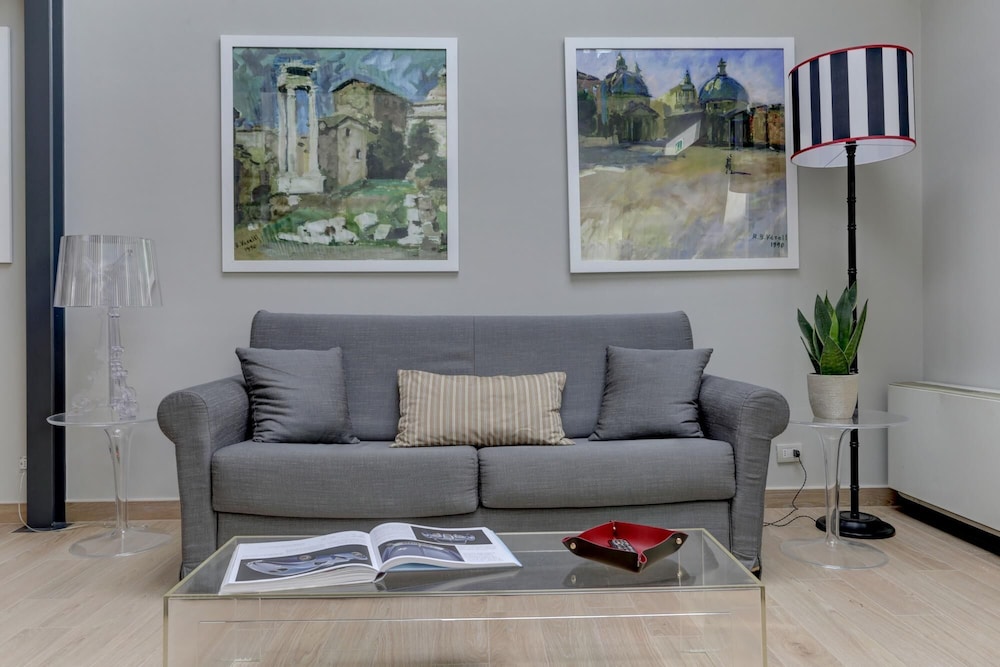A9 Piazzetta Margutta - A9 - My Extra Home