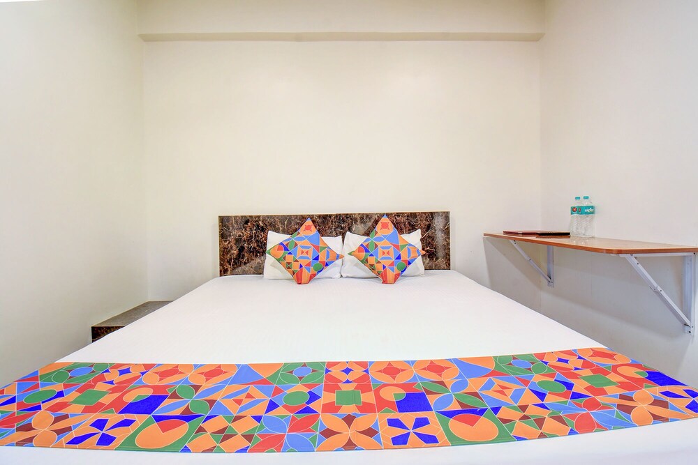 Fabhotel World King