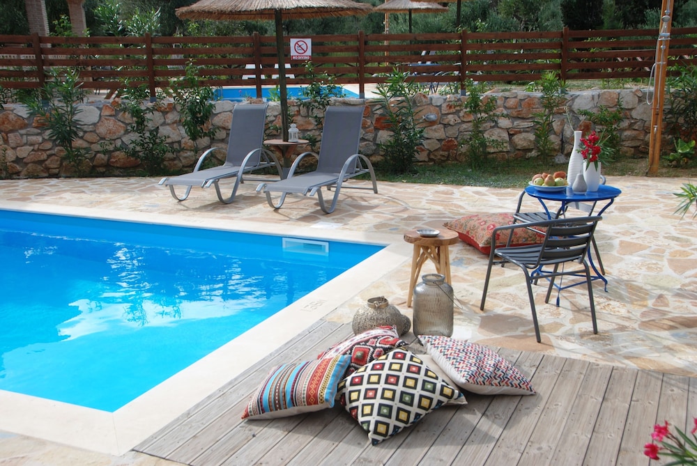Alegria Villas