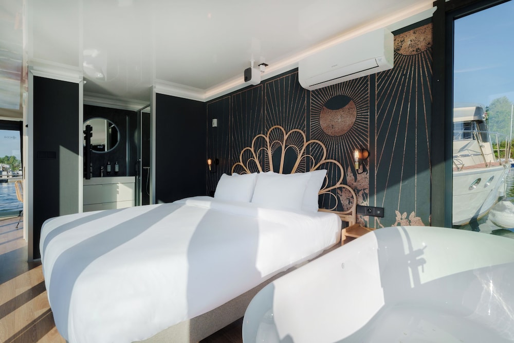L'Escale Royale Verneuil-sur-Seine