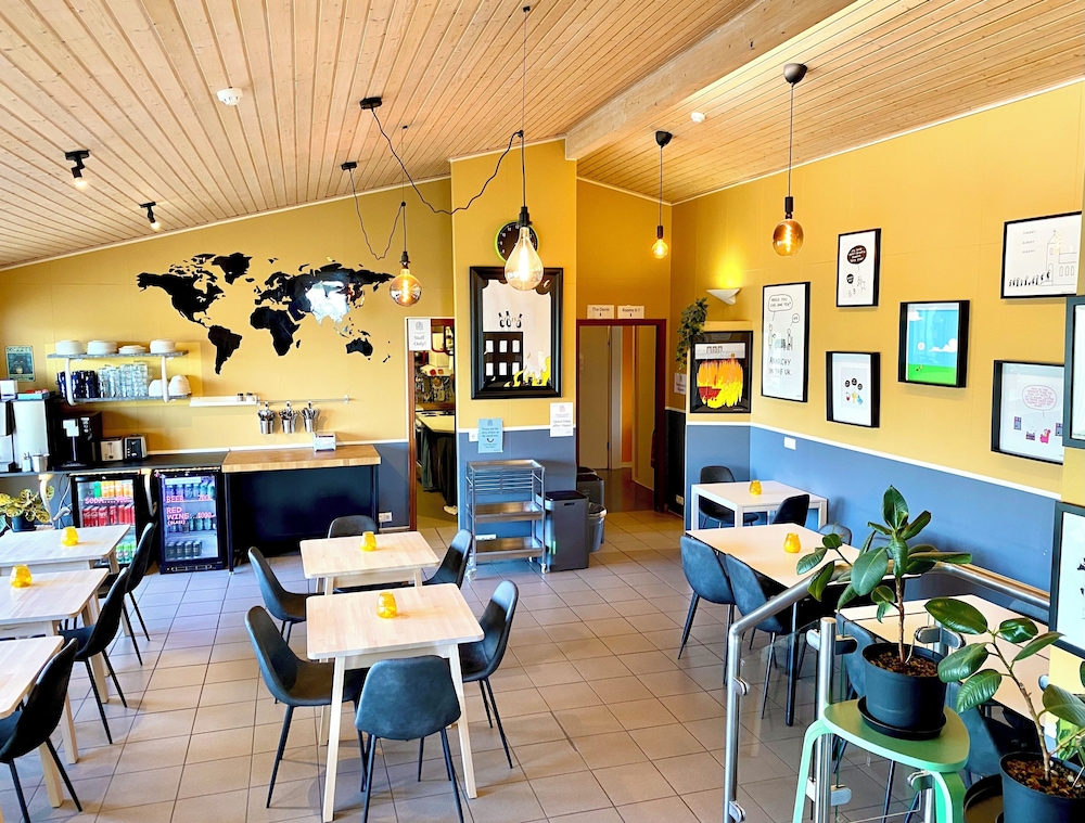 Paradise Cave Hostel & Guesthouse