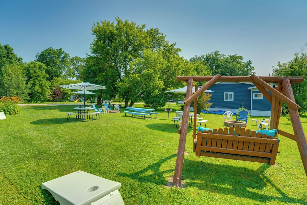 2 Blocks to Beaches: Peaceful Retreat in Lexington