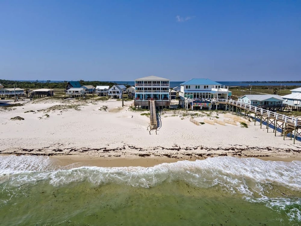 Beachfront 5bed Easybreezy East