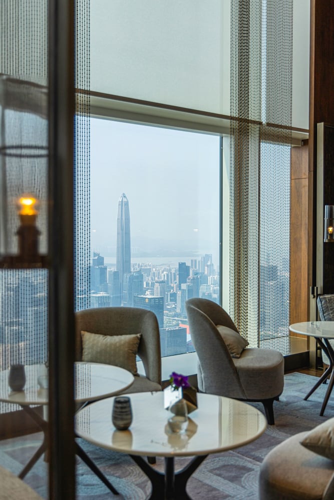 Mandarin Oriental, Shenzhen 114