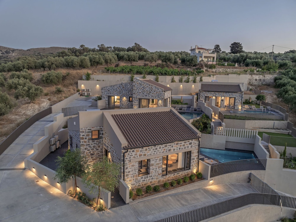 Valley View Villas - With 3 Pools
