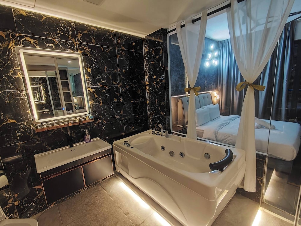 Désir Lustful KL #jacuzzi #nflx #prjscn120